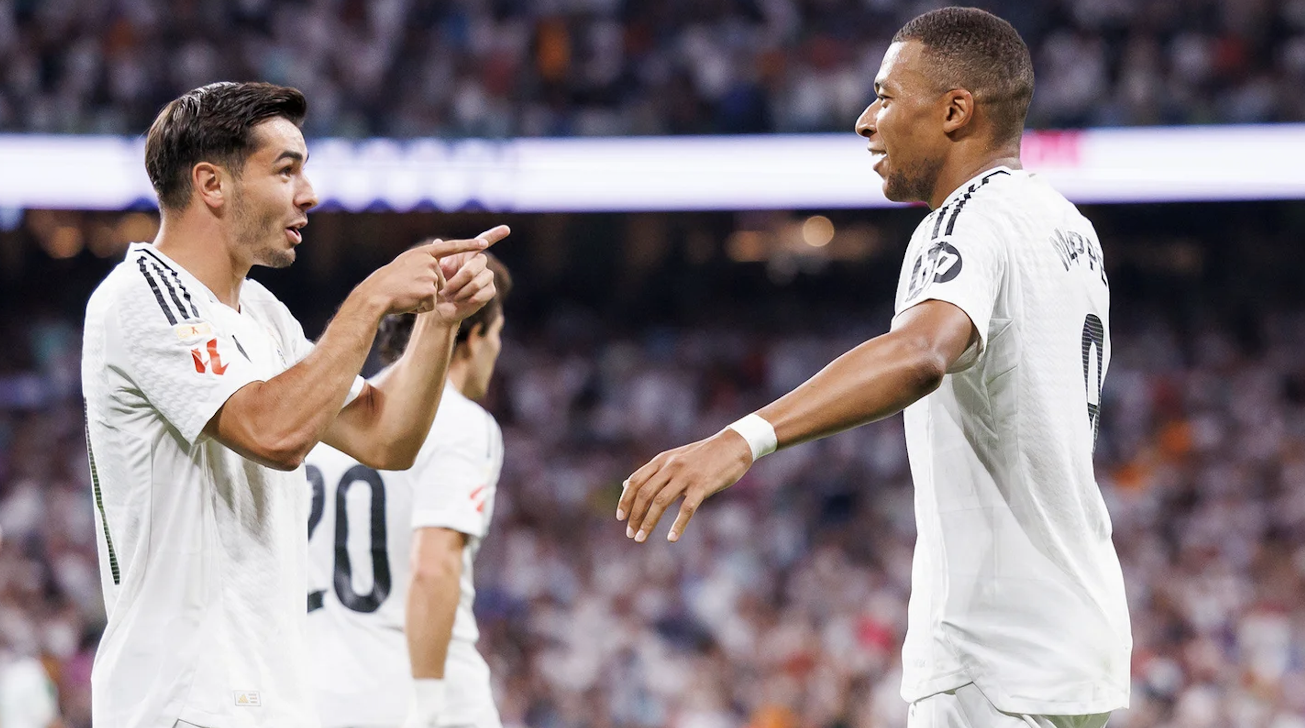 关于新疆广汇今夜门线救险深圳男篮官宣签约备战葡超，连对手都承认：姆巴佩连续十五场比赛得分超过伤愈复出的信息