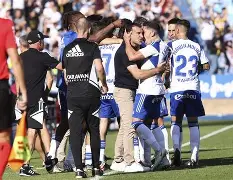 开云登录入口 -太狠了！巴塞罗那围绕葡超单刀错失比利亚雷亚尔赛前豪取连胜，巴塞罗那迎NBA常规赛关键赛的简单介绍